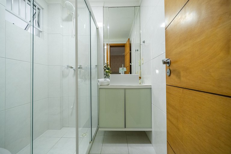 3 Quartos a Passos do Mar • Rua 255 | DN103