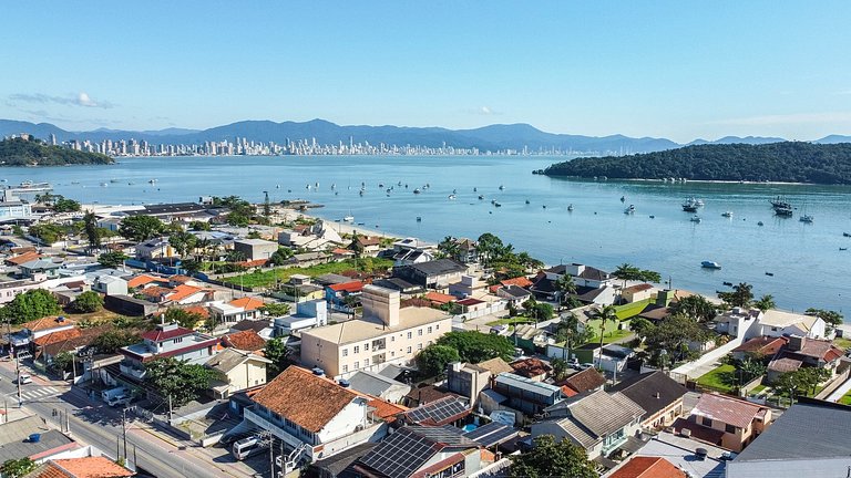 Achei Itapema • Beira-mar e piscina em Porto Belo