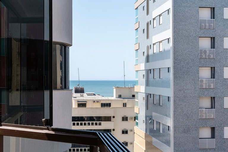3Q no Coração da Meia Praia, 150m Mar | NAP901