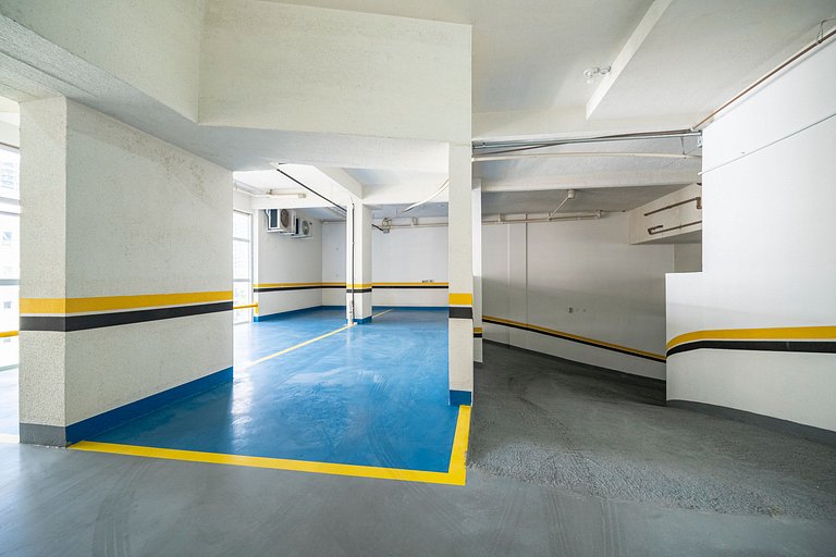 Achei Itapema • Em frente Píer O Porto, quadra mar