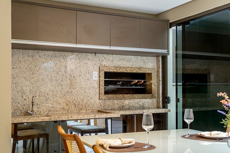 Achei Itapema • Beira Mar com Terraço Privativo